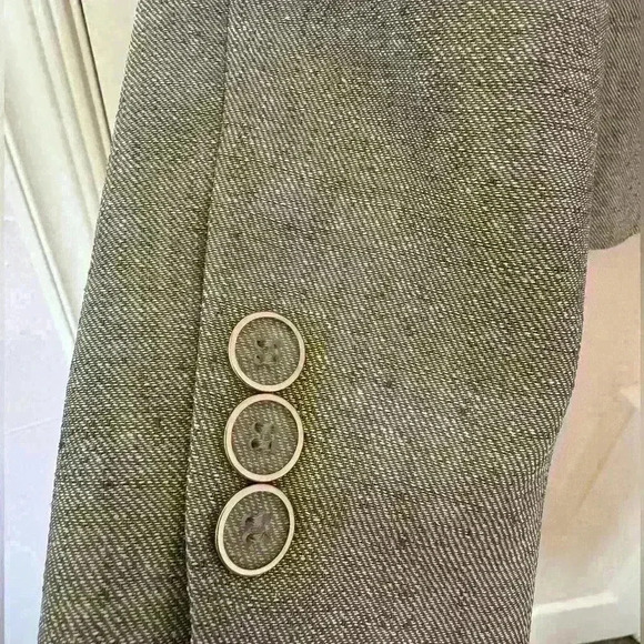 EUC Kasper women’s tailored suit jacket, clear buttons, perfect condition! - Picture 3 of 7